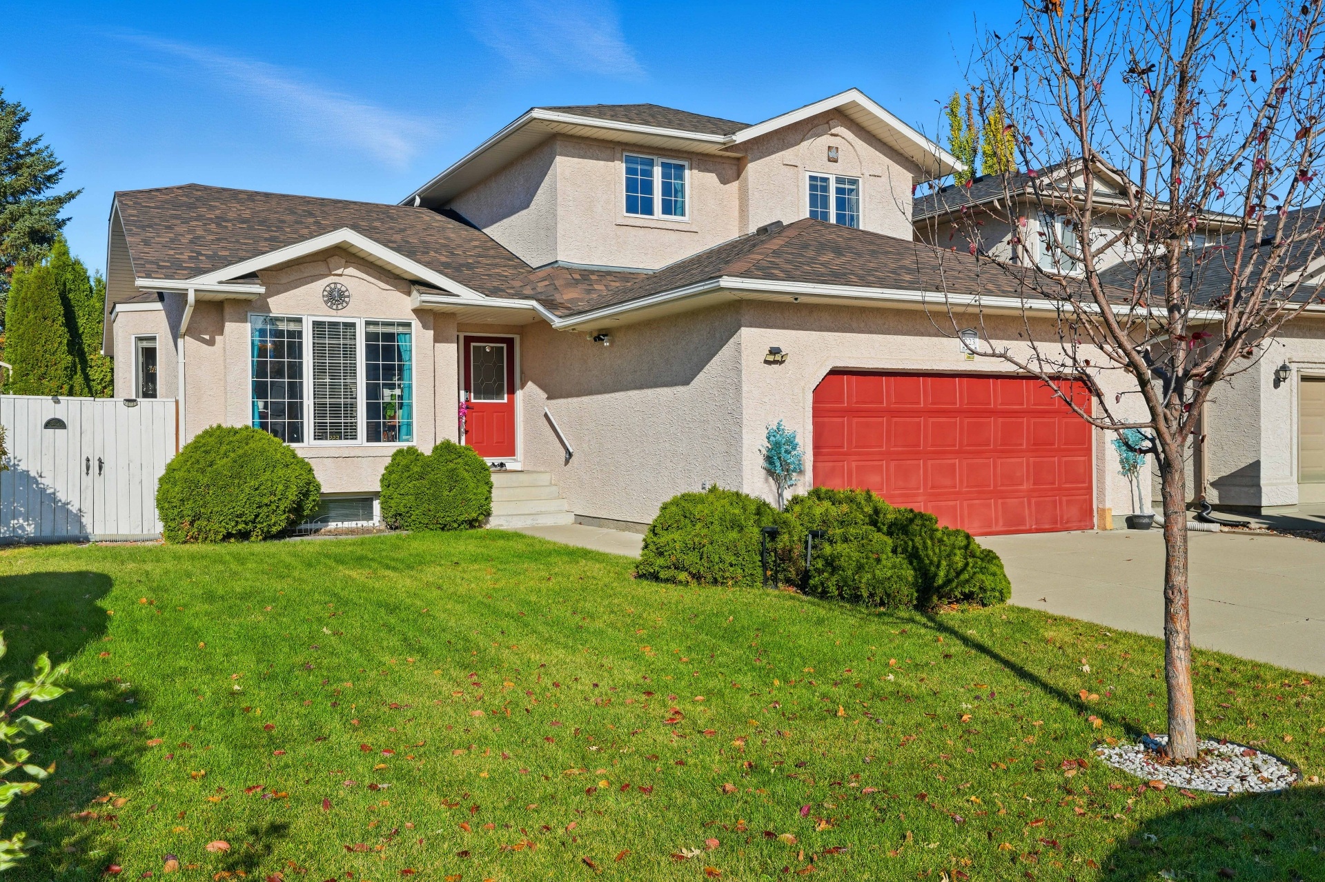 Public Open House-Briarwood社区独栋·11/15日本周六下午2-4pm · 223 Blackburn Crescent——林与唐地产